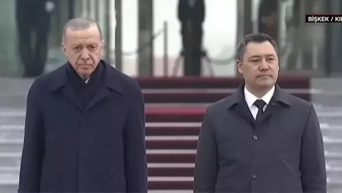 erdogan-kirgizistan-da-resmi-torenle-agirlanmistir