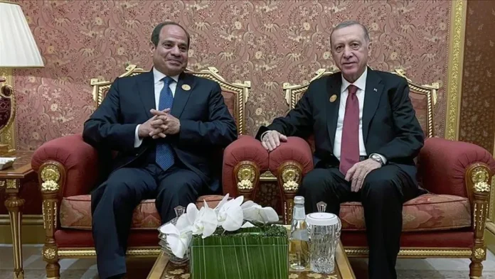 erdogan-kahire-de-sisi-ile-bulustu