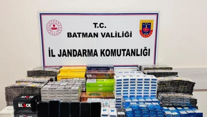 batman-da-kacak-sigara-ve-telefon-ele-gecirildi