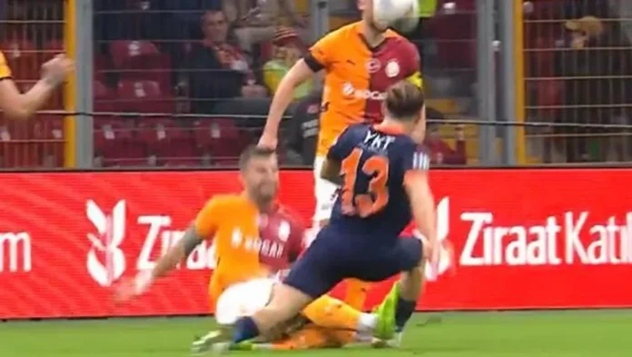 galatasaray-basaksehir-macinda-penalti-tartismasi