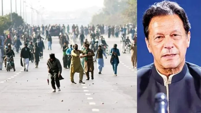 pakistan-isyani-imran-han-icin-protestolar