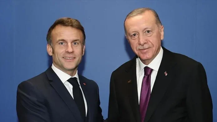 erdogan-ve-macron-arasinda-telefon-gorusmesi