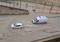 nusaybin-de-yagmur-cadde-ve-sokaklar-dolu