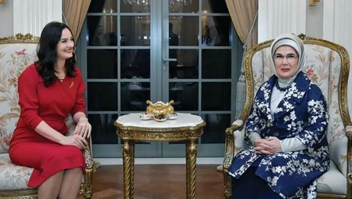 emine-erdogan-milatovic-in-esiyle-gorustu