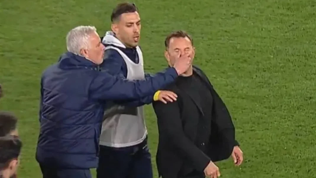 galatasaray-mourinho-icin-acinasi-aciklama-yapti-fenerbahce-nin-durumunu-uzuntuyle-izliyoruz