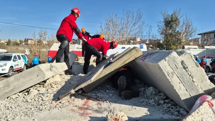 tekirdag-da-500-personelle-deprem-tatbikati-yapildi