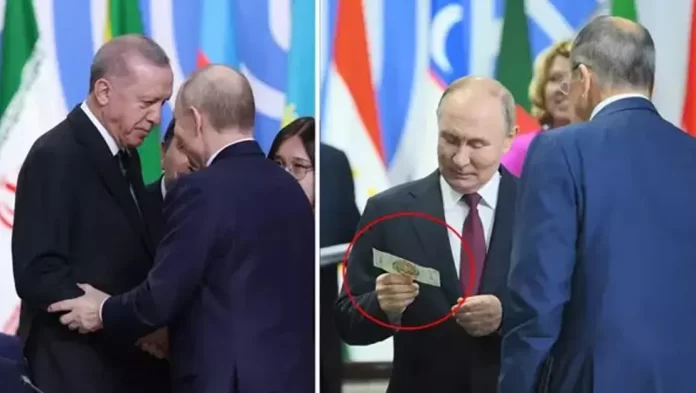 putin-dunyaya-brics-banknotunu-gosterdi