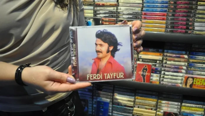 ferdi-tayfur-un-vefatiyla-kasetlere-ilgi-artti