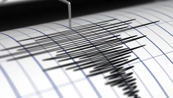 antalya-demre-de-korkutan-deprem-meydana-geldi