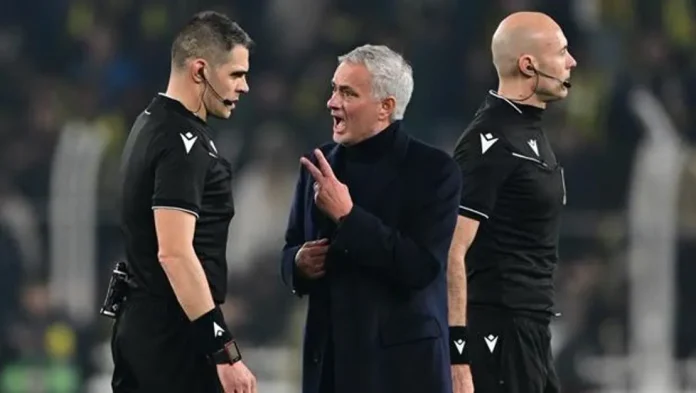 mourinho-dan-hakeme-sert-elestiri