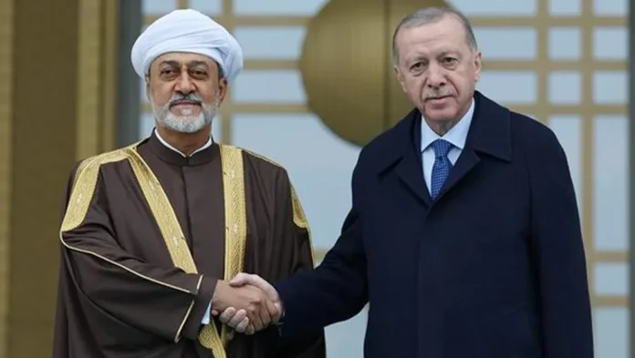 erdogan-umman-sultani-ile-anlasmalar-imzaladi