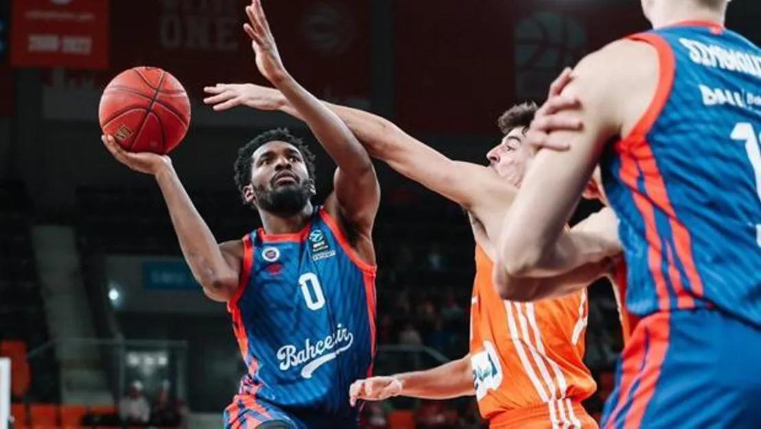 bahcesehir-koleji-almanya-da-galip-geldi