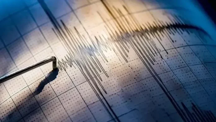 bitlis-te-3-2-buyuklugunde-deprem-meydana-geldi