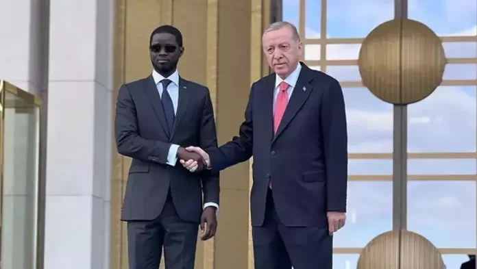 erdogan-senegal-cumhurbaskani-ile-gorustu