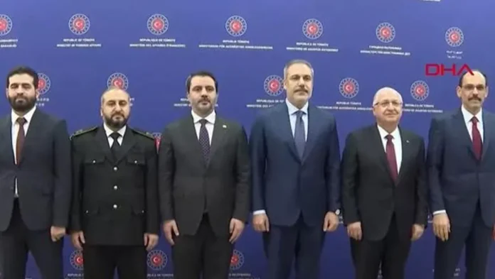 hakan-fidan-sam-heyetiyle-gorustu