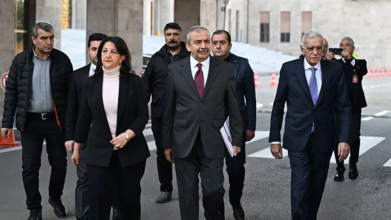 Dem Parti İmralı Heyetiyle Bugün Görüşme